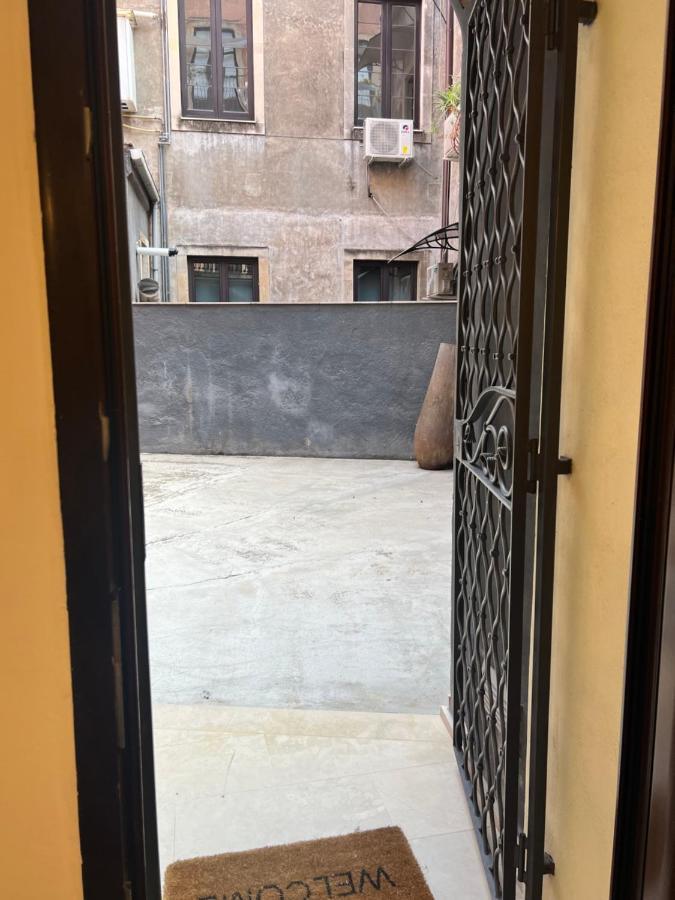San Michele Suite - Intero Appartamento In Pieno Centro Katania Zewnętrze zdjęcie